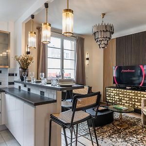Cosy & Design Apartment 4 Guests - Eiffel Tower